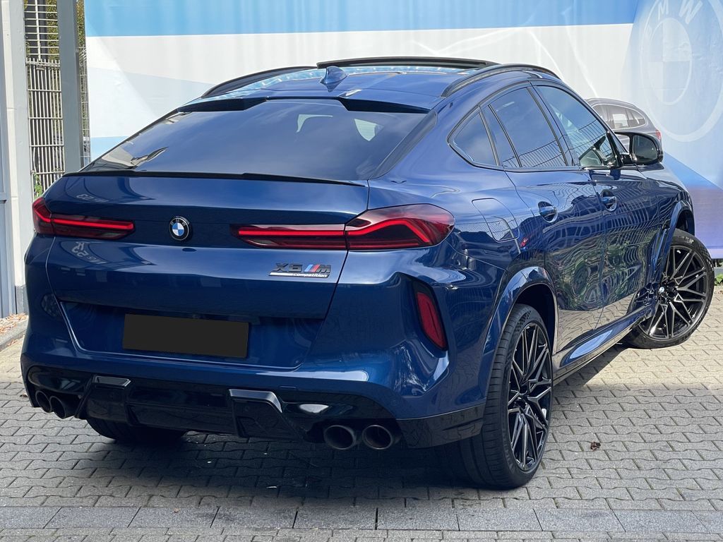 BMW X6 M Competition | předváděcí auto | skladem | od autorizovaného prodejce | modrá metalíza | online prodej | online nákup | super cena | autoibuy.com